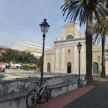 House Little Boat By World Lejlighed Riva Trigoso